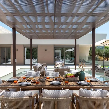Villa El By Posarellivillas